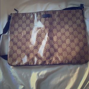 Gucci Men’s Sling XL Messenger Bag